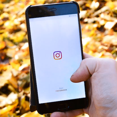 Design engaging Facebook / Instagram Stories with Visme