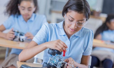 Teaching with Physical Computing: Practical application and classroom strategies for PBL