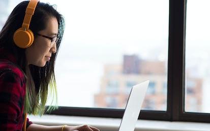 Online education: The foundations of online teaching